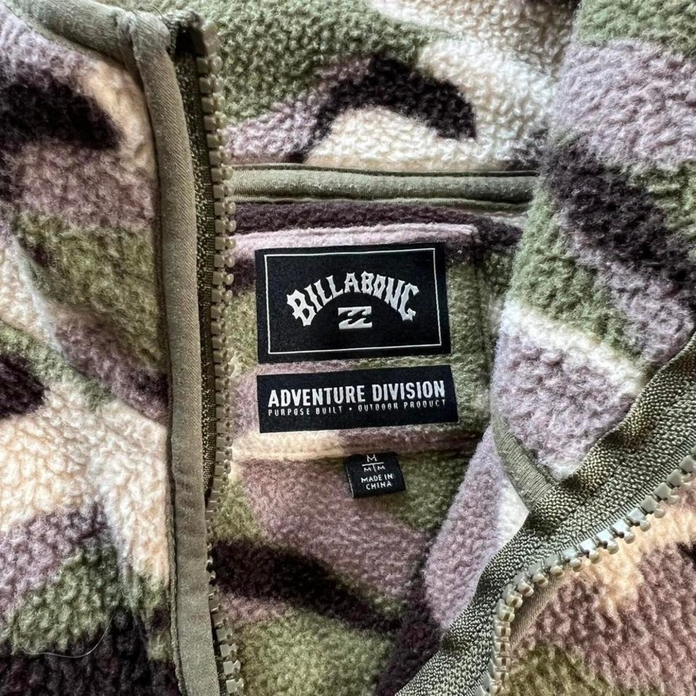 Green and pink billabong camouflage fleece jacket Medium - Picture 5 of 8